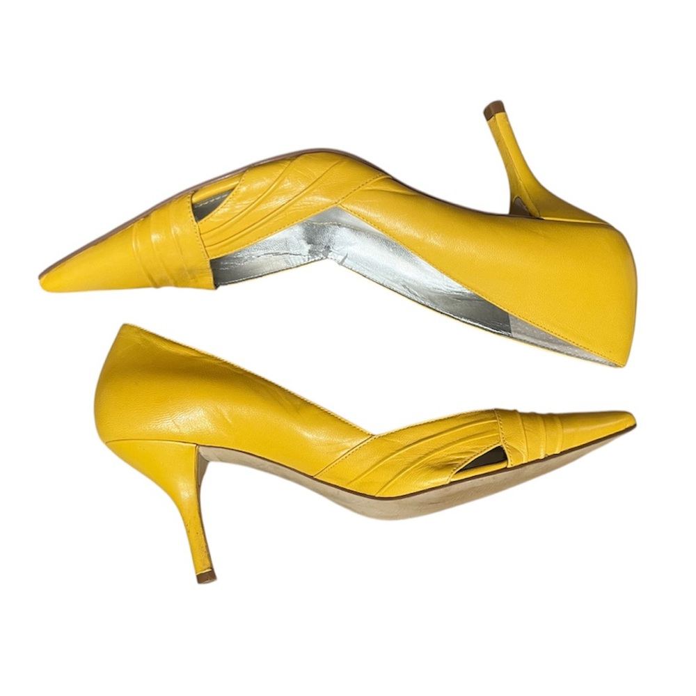 Marc Fisher Canary Yellow Peep Side 2 1/2" Heels Sz 8 VGUC